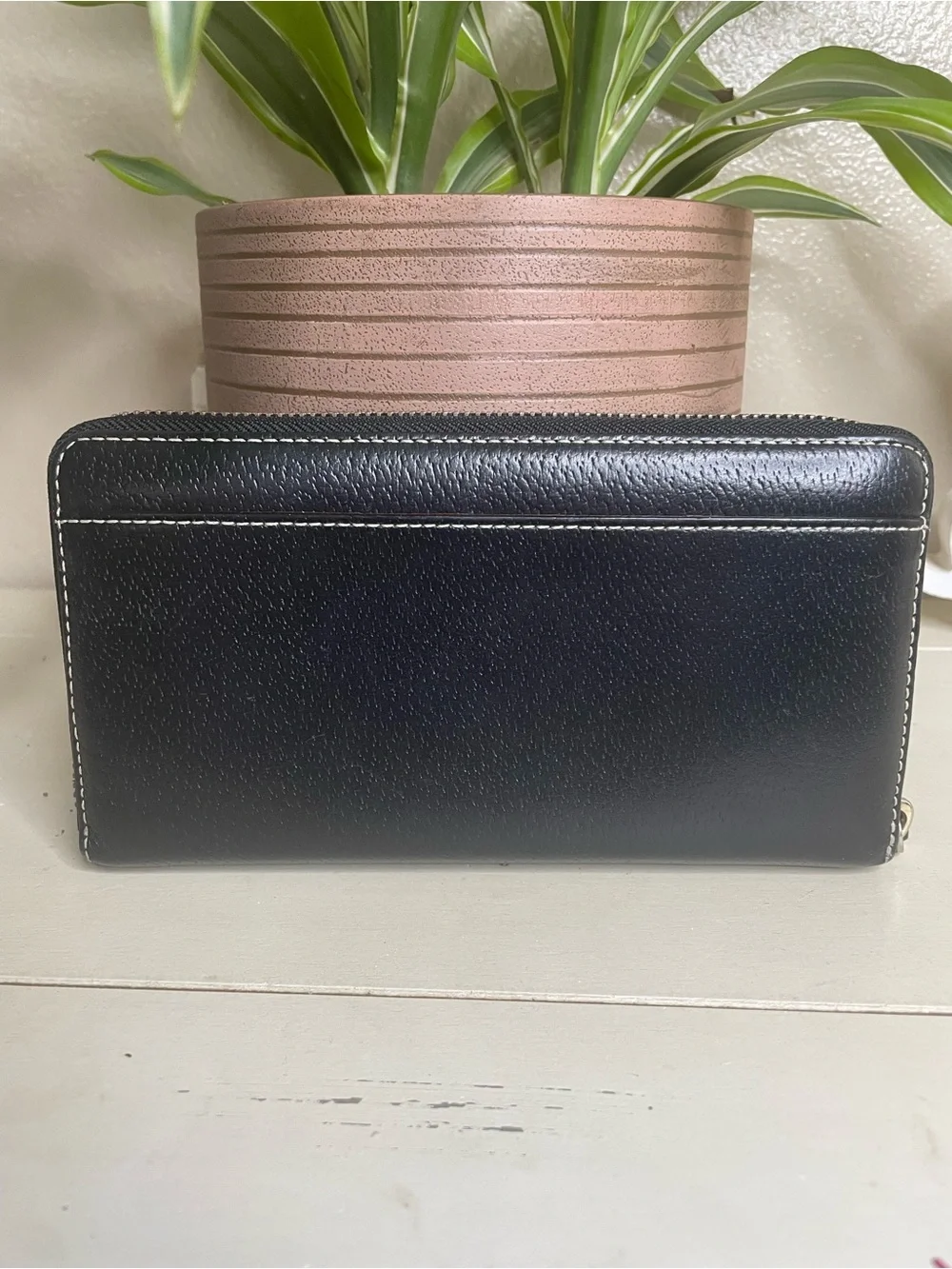 kate spade Black Pebbled Leather Zip Wallet with Gold Logo